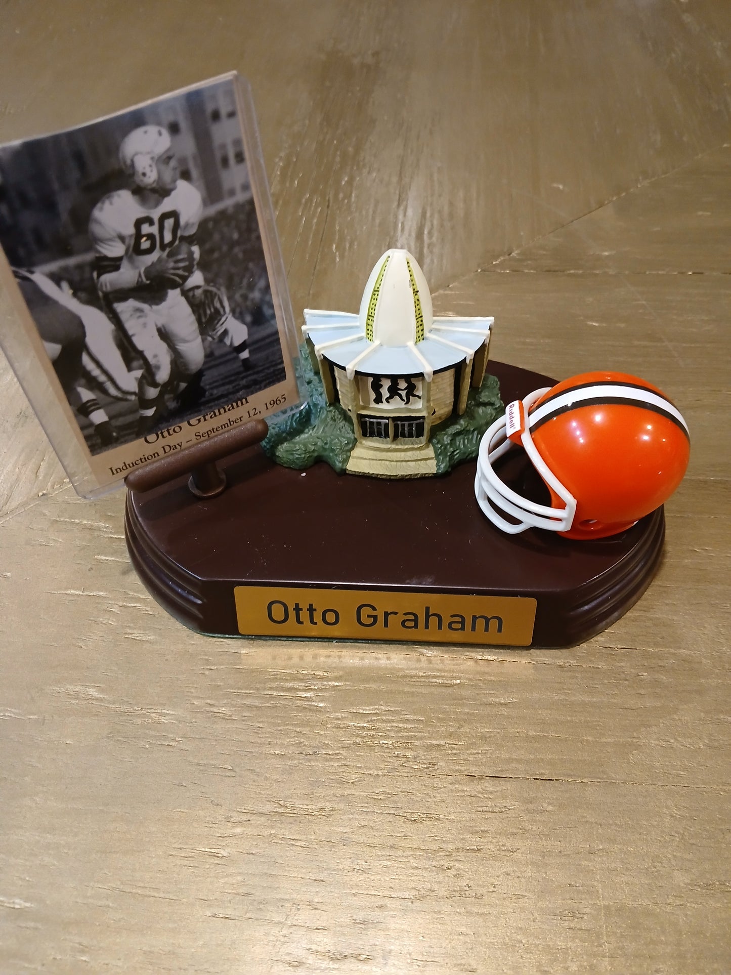 Otto Graham Hall of Fame Desk Topper