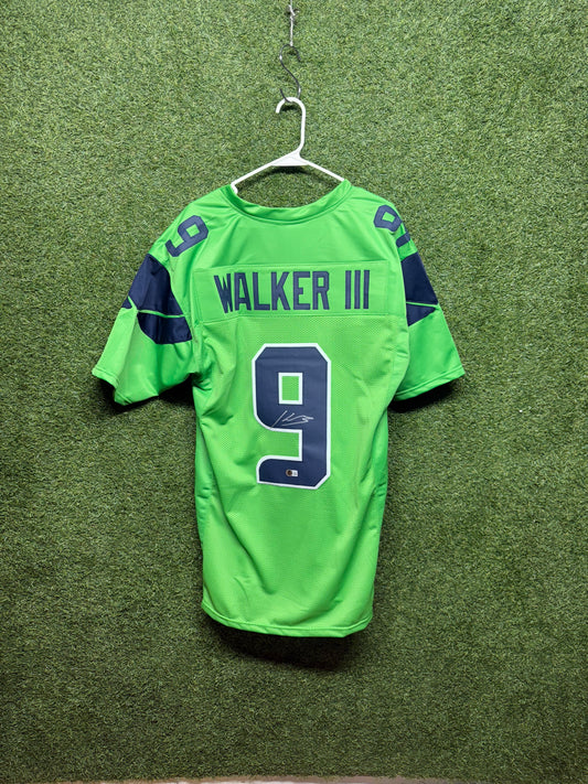 Kenneth Walker III Autographed Jersey